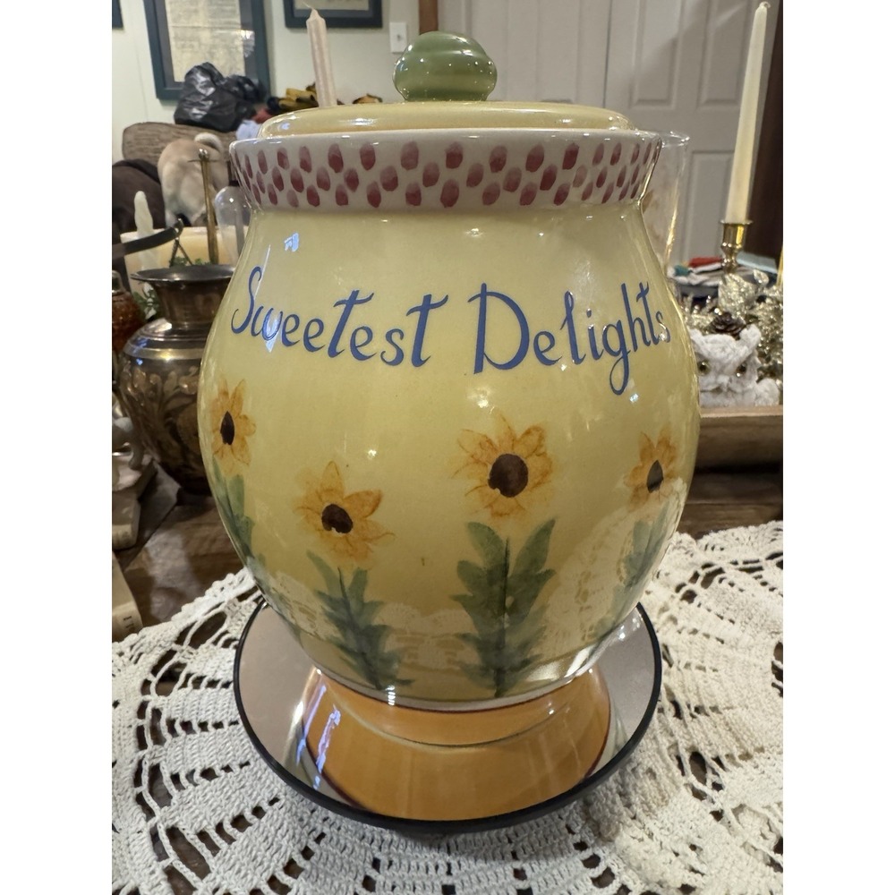Pfaltzgraff The Secret Of Pistoulet Floral Cookie Jar Yellow Ceramic w/ Lid